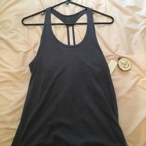 workout tank top